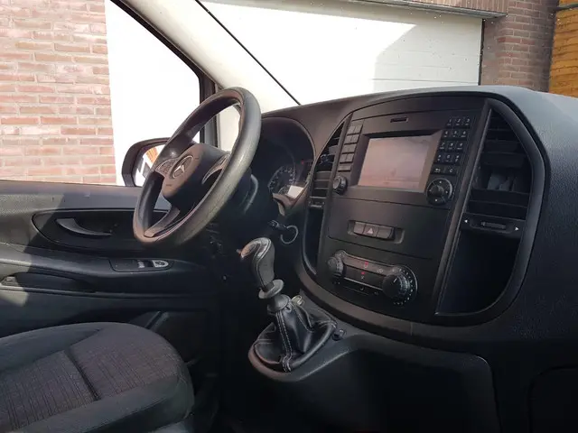 Mercedes-Benz Vito 111 CDI Lang 2019 Diesel 10