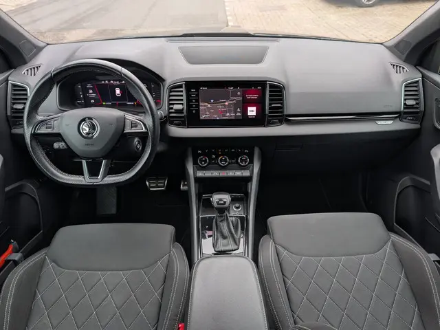 Škoda Karoq 1.5 TSI ACT Sportline Business 2020 Benzine 22