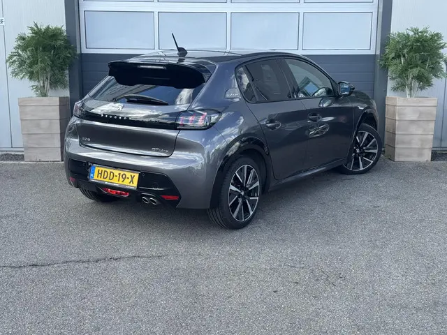 Peugeot 208 1.2 PureTech GT Pack 2019 Benzine 6