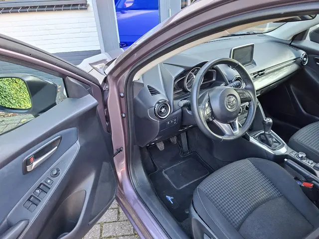 Mazda 2 1.5 Skyactiv-G TS+ 2015 Benzine 7