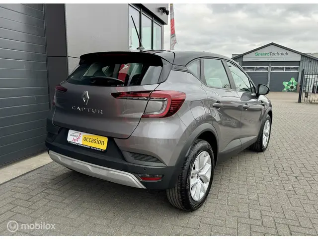 Renault Captur 1.0 TCe 90 evolution 2024 Benzine 10