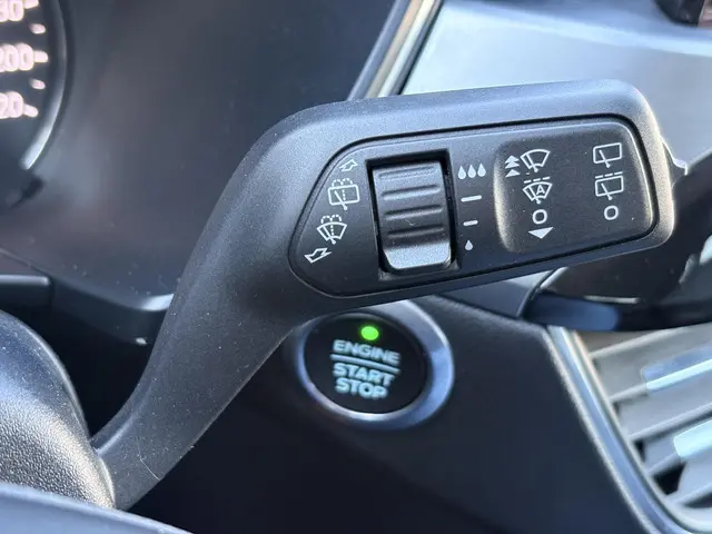 Ford Kuga 2.5 PHEV Titanium X 2020 Hybride Benzine 26