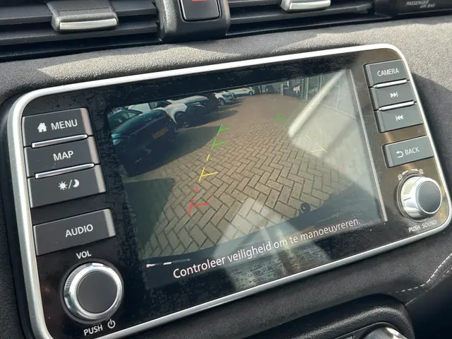 Nissan Micra 1.0 IG-T N-Sport 2019 Benzine 10