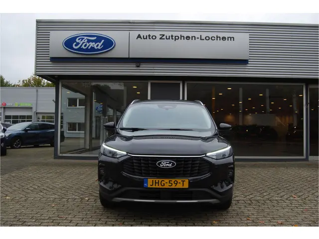 Ford Kuga 2.5 PHEV 243pk Titanium 2024 Hybride Benzine 2