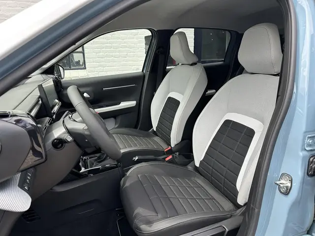 Citroën C3 1.2 Turbo 100 PK Max 2025 Benzine 10