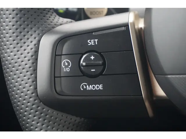 MINI 5-Deurs Cooper 2025 Benzine 13