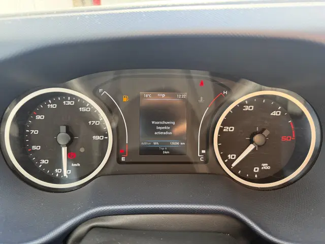 Iveco Daily 35C14 2.3 2021 Diesel 26