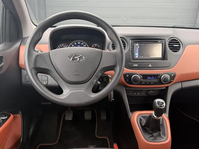 Hyundai i10 3
