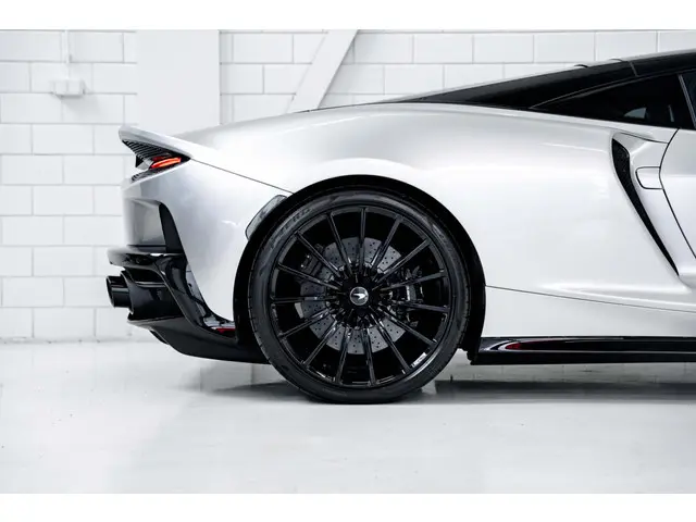 McLaren GT 4.0 V8 2023 Benzine 12