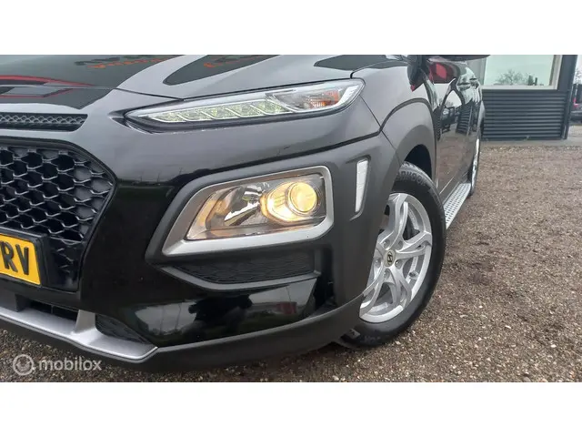 Hyundai Kona 2