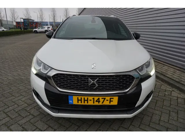 DS DS 4 CROSSBACK 1.2 PureTech So Chic 2015 Benzine 6