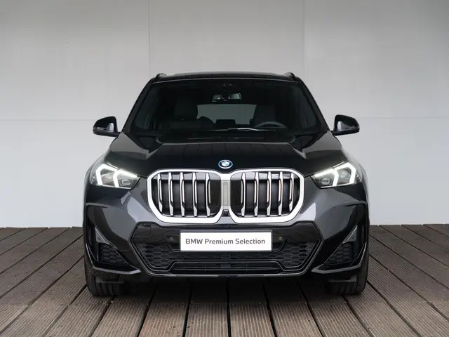 BMW X1 xDrive25e 2026 Hybride Benzine 3