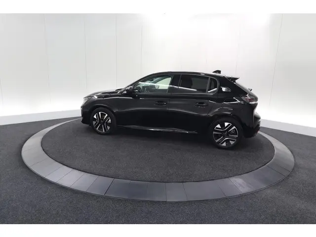 Peugeot 208 PureTech 100 Allure 2024 Benzine 78