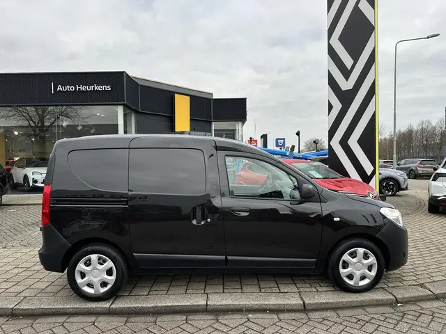 Dacia Dokker dCi 75 Essential 2019 Diesel 27