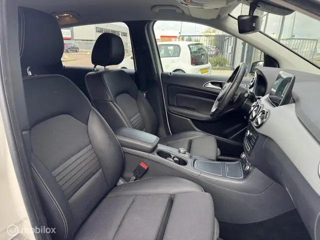 Mercedes-Benz B-Klasse 180 Ambition 2018 Benzine 25