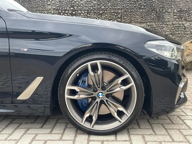 BMW 5 Serie M550d xDrive High Executive 2018 Diesel 14