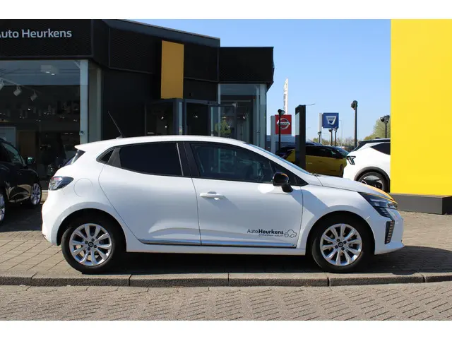 Renault Clio TCe 90 GPF Evolution 2024 Benzine 19