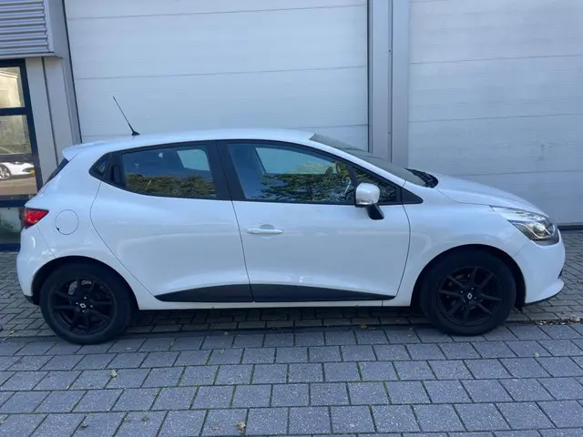 Renault Clio 0.9 TCe Expression New Apk 2013 Benzine 6