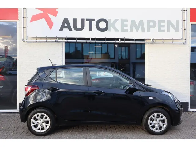 Hyundai i10 1.0i COMFORT-PACK 2020 Benzine 28
