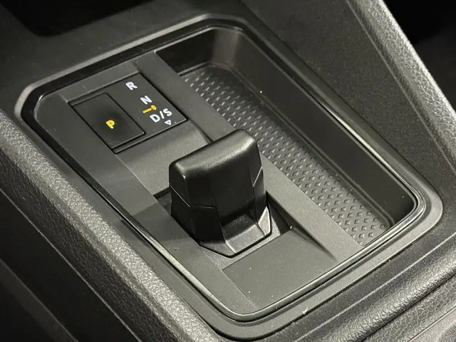 Volkswagen Caddy Cargo Maxi 2.0 TDI Style 2023 Diesel 21