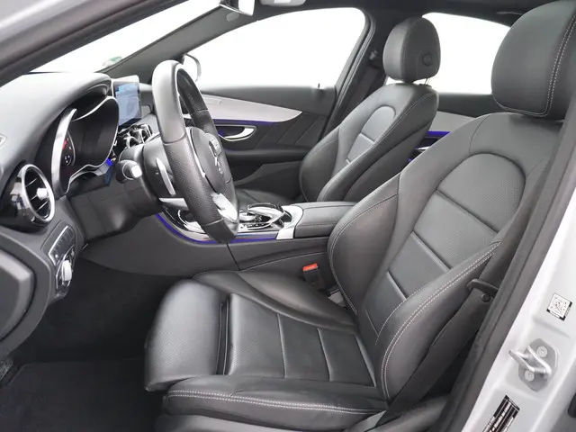Mercedes-Benz C-Klasse 180 AMG line 2019 Benzine 12