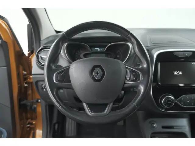 Renault Captur TCe 90 Intens 2019 Benzine 32