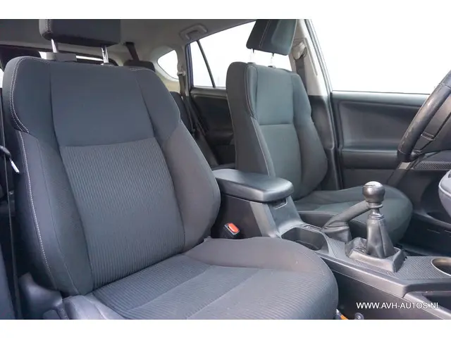 Toyota RAV4 2.2D Dynamic 4WD 2013 Diesel 20