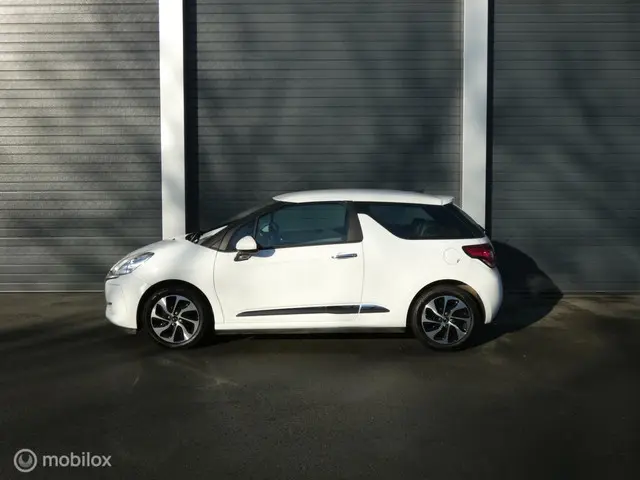 DS DS 3 1.2 PureTech Chic 2016 Benzine 14
