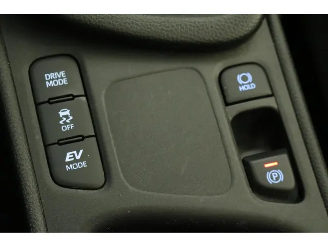 Toyota Yaris 1.5 Hybrid Active, 2021 Hybride Benzine 26