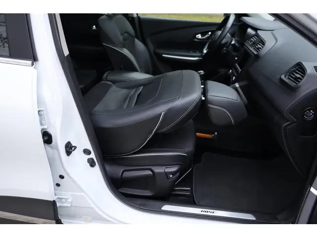 Renault Kadjar 1.2 TCe Bose 2017 Benzine 15