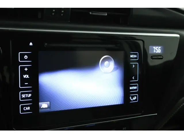 Toyota Auris 1.8 Hybrid Dynamic 2018 Hybride Benzine 56