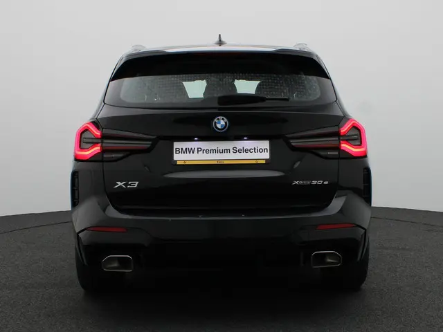 BMW X3 xDrive30e 2022 Hybride Benzine 5