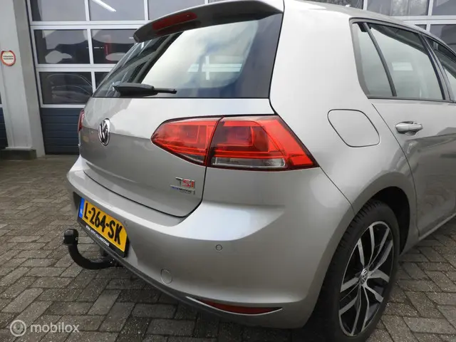 Volkswagen Golf 1.4 TSI Comfortline 2013 Benzine 6