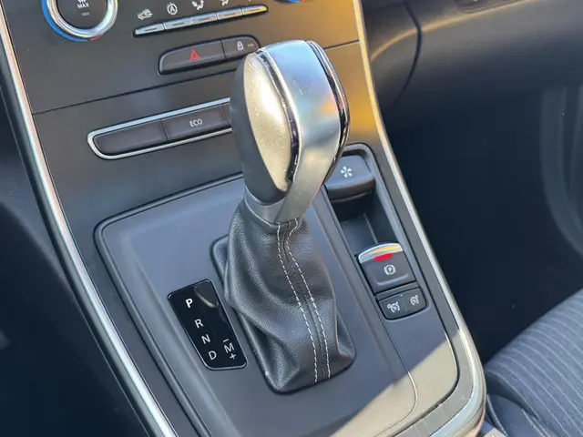 Renault Scénic TCe 140 Techno 2021 Benzine 21