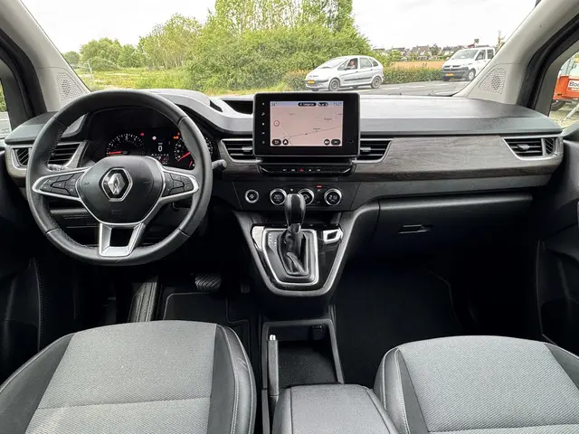 Renault Kangoo 1.3 TCe 130 2023 Benzine 21