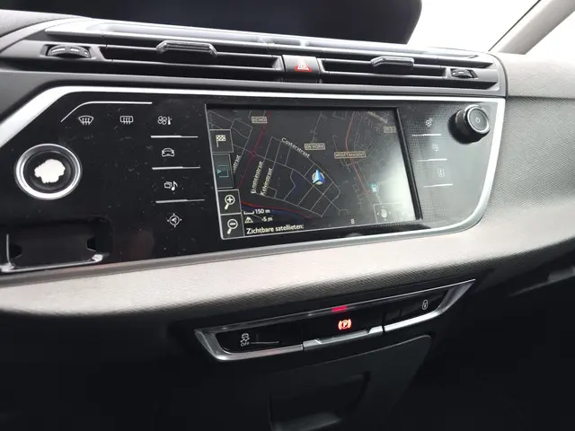 Citroën C4 Picasso 1.6 e-THP Exclusive 2016 Benzine 24