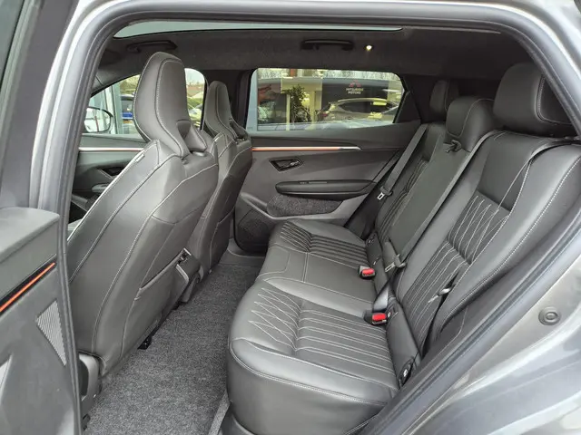 Mitsubishi Eclipse Cross Instyle 87 kWh 2025 Elektrisch 8