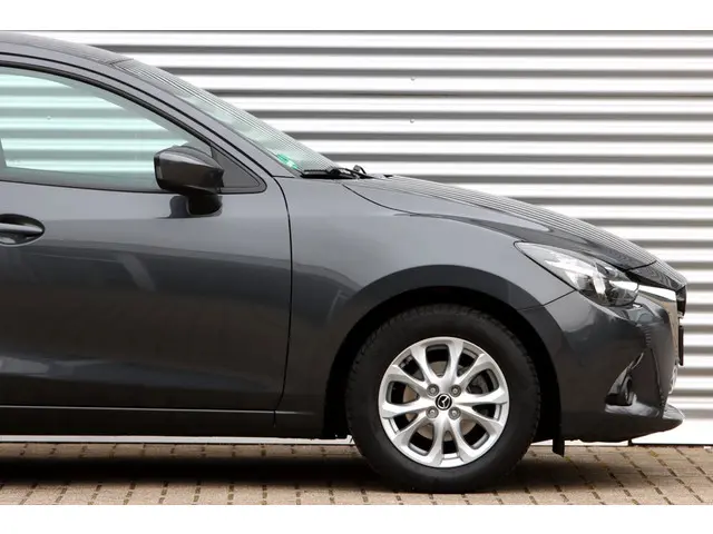 Mazda 2 1.5 Skyactiv-G TS+ Automaat Navi 2016 Benzine 8