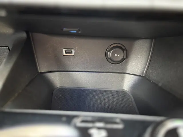 Peugeot 3008 1.2 PureTech Première 2017 Benzine 20