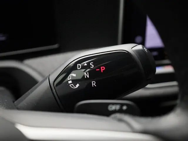 Volkswagen Passat Variant 1.5eTSI/150PK DSG 2024 Benzine 15