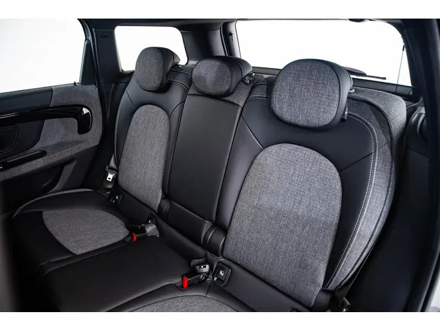 MINI Countryman Cooper SE ALL4 2022 Hybride Benzine 20