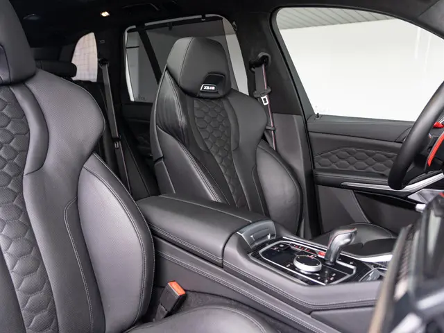 BMW X5 M Competition 2024 Hybride Benzine 10