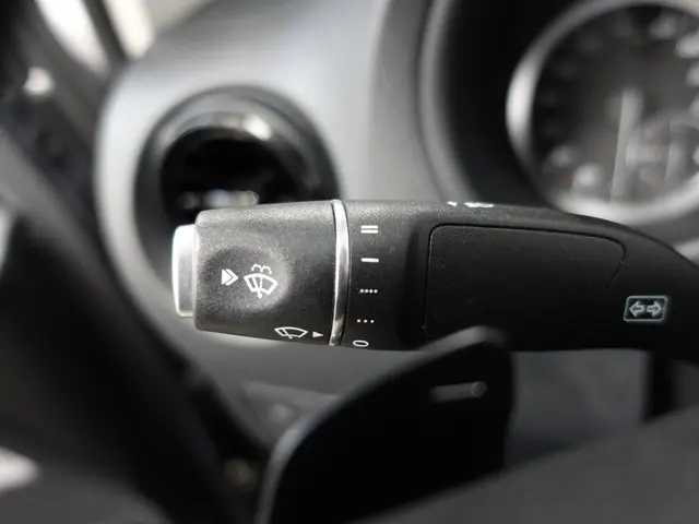 Mercedes-Benz Vito 114 CDI Lang 2023 Diesel 17