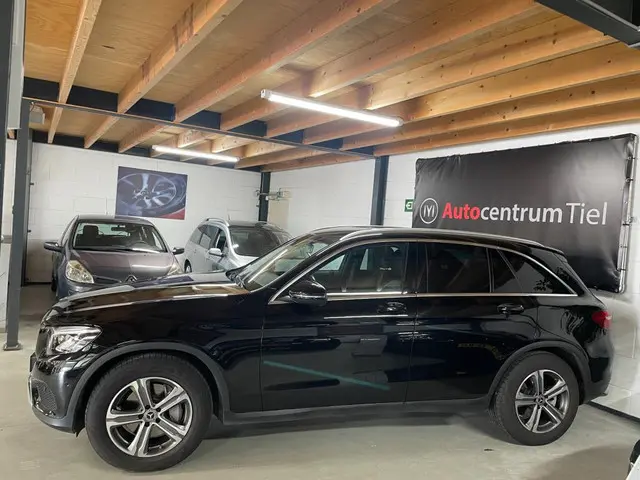 Mercedes-Benz GLC 3