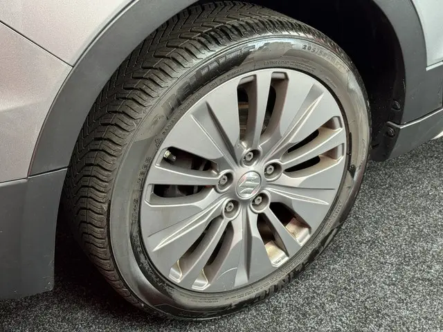 Suzuki S-Cross S-Cross SX4 1.6 Exclusive 2014 Benzine 24