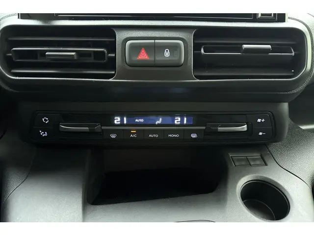 Opel Combo 1.5 BlueHDi 100 S&S L1 2024 Diesel 22