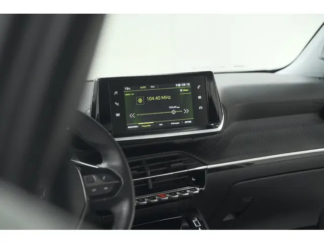Peugeot 2008 PureTech 130 Allure 2020 Benzine 49