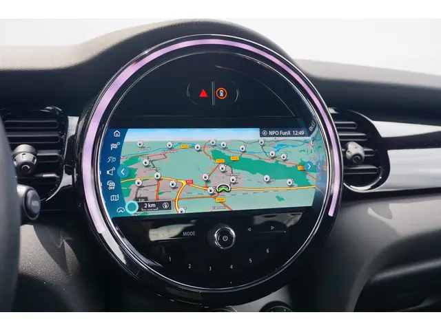 MINI 5-Deurs Cooper Classic 2021 Benzine 22