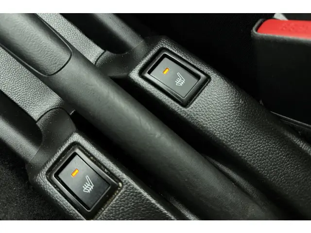 Suzuki Swift 1.2 Select Smart Hybrid 2020 Benzine 24