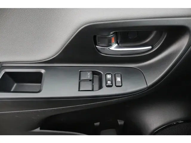 Toyota Yaris 1.5 VVT-i Active 2020 Benzine 28